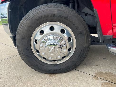 Used 2026 RAM 3500 Big Horn AWD/4WD image 12