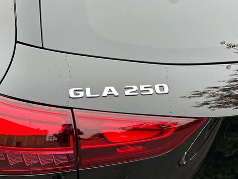 Certified 2026 Mercedes-Benz GLA 250 4MATIC image 26
