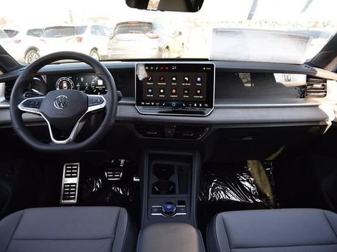 New 2026 Volkswagen Tiguan SE R-Line AWD/4WD image 7