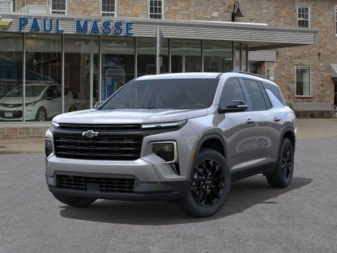 New 2026 Chevrolet Traverse LT image 6