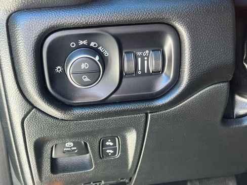 Used 2023 RAM 1500 Laramie AWD/4WD image 24