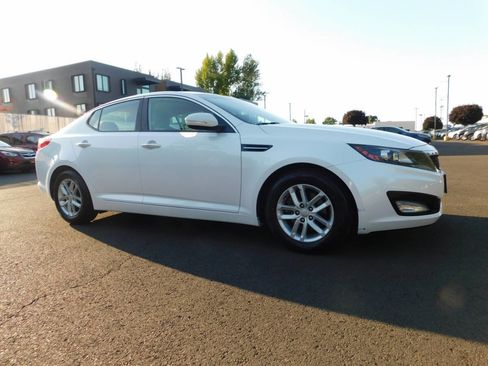 Used 2013 Kia Optima LX w/ Technology Pkg image 1