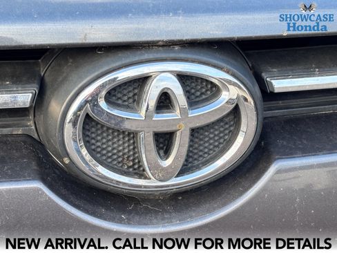 Used 2021 Toyota 4Runner SR5 Premium w/ Moonroof Package AWD/4WD image 10