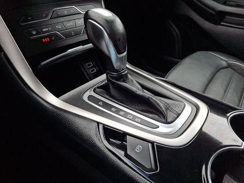 Used 2018 Ford Edge SEL w/ Equipment Group 201A image 14