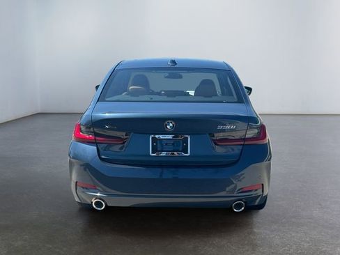 Used 2025 BMW 330i xDrive Sedan w/ Premium Package image 4