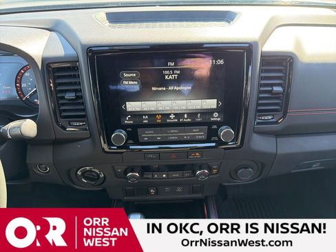 Used 2023 Nissan Frontier PRO-4X w/ Technology Package image 26