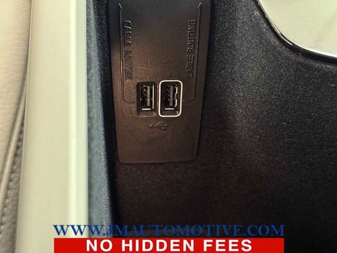 Used 2020 Volvo S60 T5 Momentum image 40