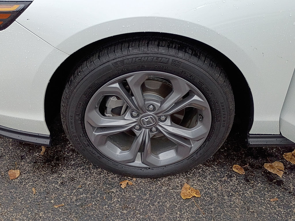 Used 2023 Honda Accord EX image 10