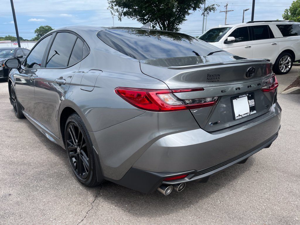 Used 2026 Toyota Camry SE FWD image 3