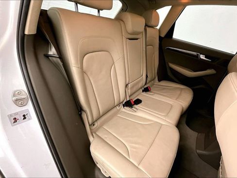 Used 2011 Audi Q5 2.0T Premium image 34