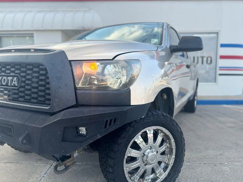 Used 2009 Toyota Tundra SR5 image 3