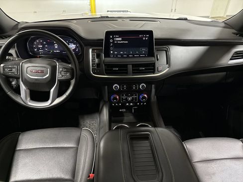 Used 2023 GMC Yukon SLT w/ SLT Premium Package AWD/4WD image 10