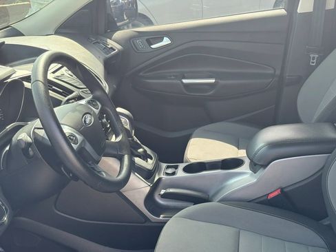 Used 2014 Ford Escape SE image 17