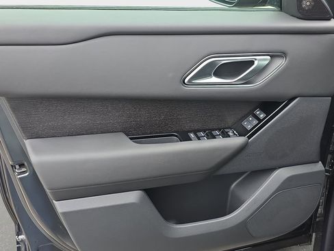 New 2026 Land Rover Range Rover Velar Dynamic SE AWD/4WD image 28