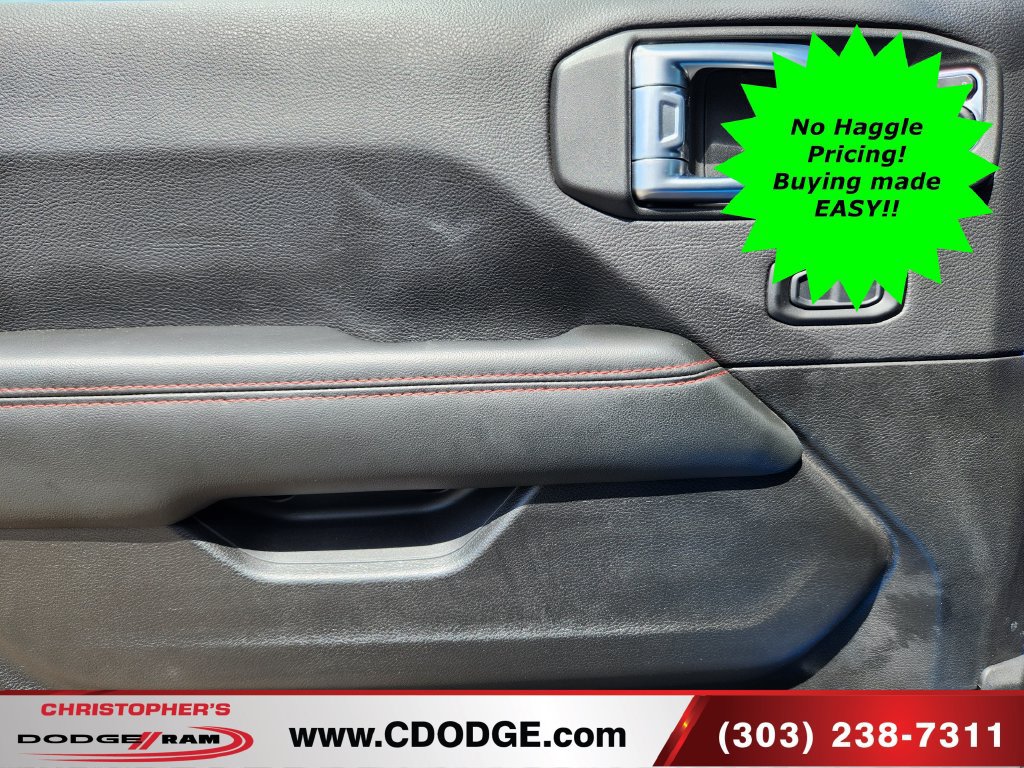 Used 2026 Jeep Wrangler Unlimited Rubicon AWD/4WD image 16