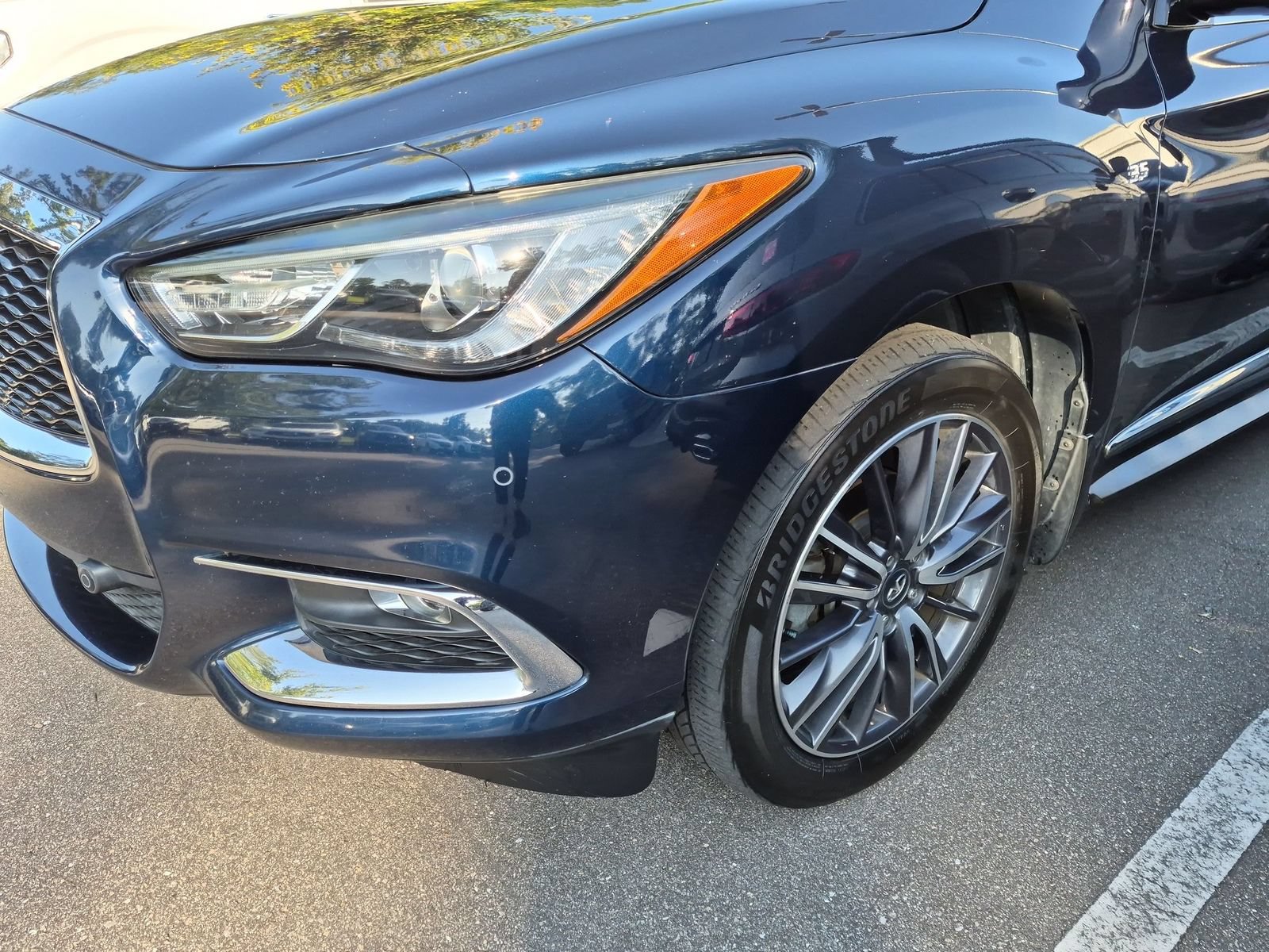 Used 2017 INFINITI QX60 Luxe w/ Deluxe Technology Package AWD/4WD image 10