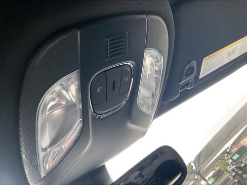 New 2026 Jeep Compass Latitude AWD/4WD image 18