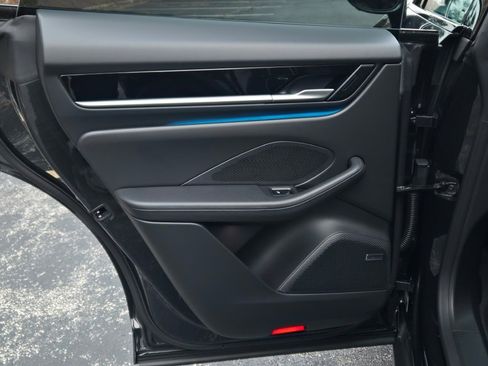 New 2025 Porsche Macan 4S Electric image 24