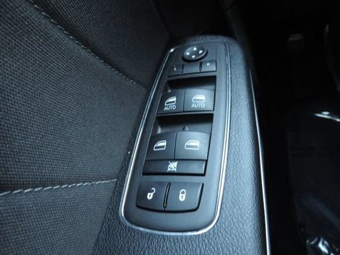 Used 2023 Dodge Charger Scat Pack w/ Technology Group RWD image 27