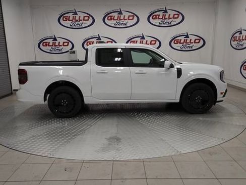 New 2025 Ford Maverick Lobo image 9
