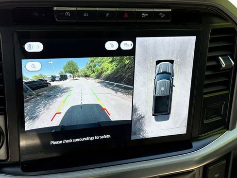 Used 2024 Ford F150 Lariat w/ FX4 Off-Road Package image 25