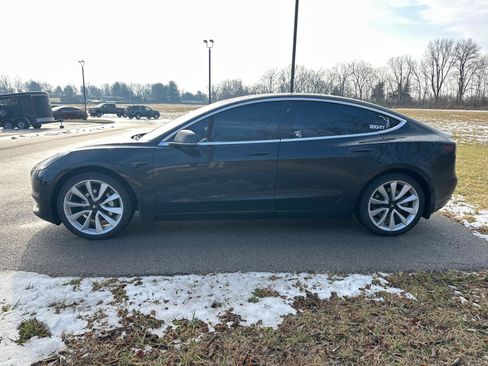 Used 2019 Tesla Model 3 Performance image 17