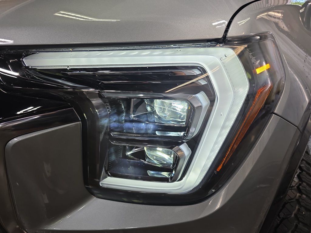 New 2026 GMC Terrain AT4 w/ Convenience Package III AWD/4WD image 33