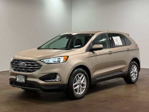 Used 2021 Ford Edge SEL w/ Convenience Package AWD/4WD image 7