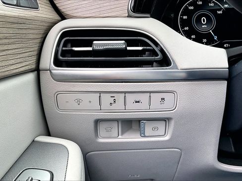 Used 2021 Hyundai Palisade Limited image 35