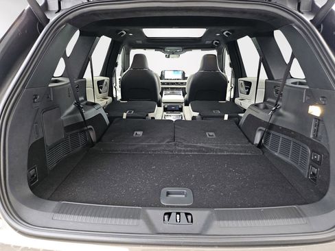 New 2026 Lincoln Aviator Black Label w/ Dynamic Handling Package image 30