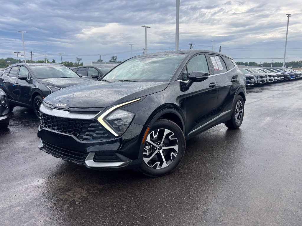 Certified 2023 Kia Sportage EX FWD image 8