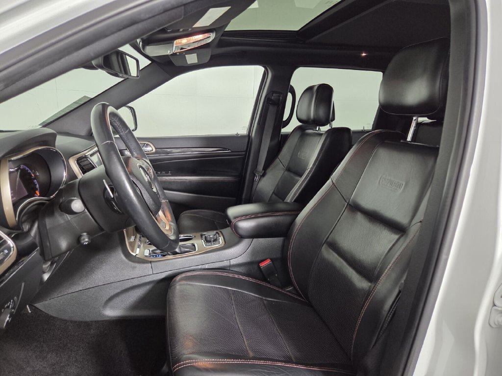 Used 2016 Jeep Grand Cherokee Limited 75th Anniversary AWD/4WD image 9