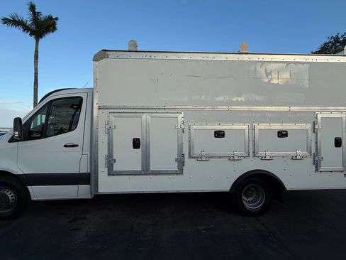 Used 2019 Mercedes-Benz Sprinter 170 image 3