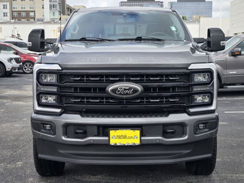 Used 2024 Ford F250 Lariat w/ Lariat Ultimate Package AWD/4WD image 2