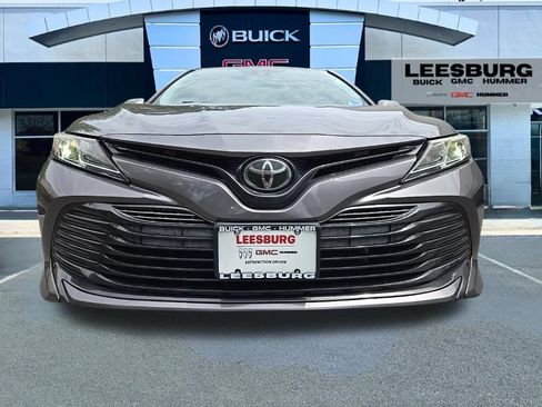 Used 2019 Toyota Camry LE FWD image 2