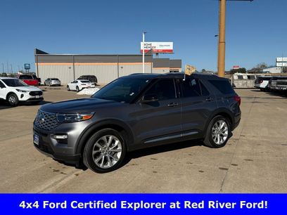 Certified 2022 Ford Explorer Platinum w/ Equipment Group 601A