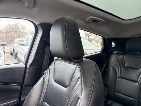 Used 2025 Ford Mustang Mach-E Premium image 43