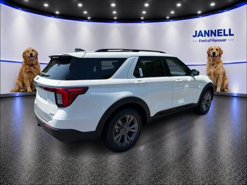 New 2026 Ford Explorer Active w/ Active Comfort Package AWD/4WD image 6