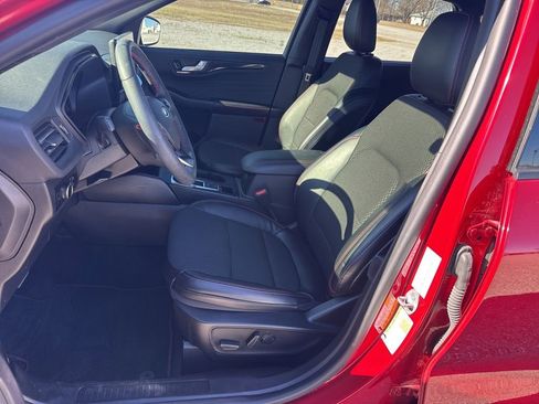 Used 2023 Ford Escape ST-Line w/ Tech Pack #1 image 23