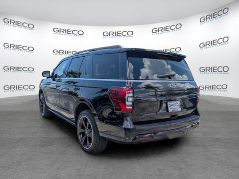 Used 2023 Ford Expedition Limited RWD image 5