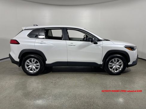 Certified 2024 Toyota Corolla Cross L image 2