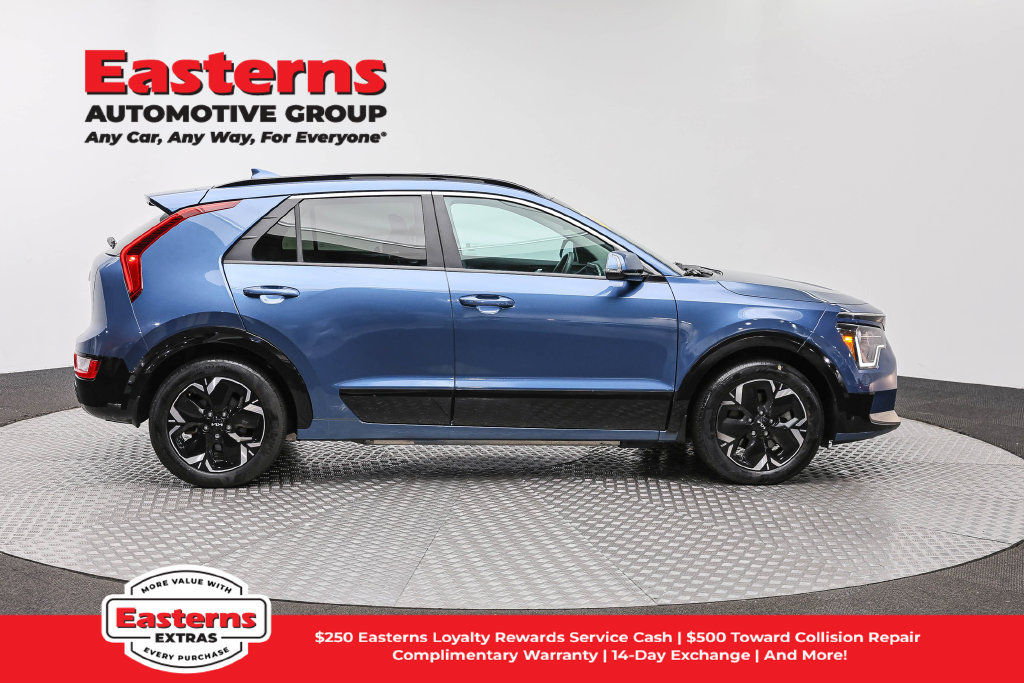 Used 2024 Kia Niro Wind w/ Wind Preserve Package FWD image 5