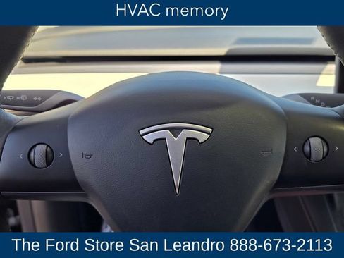 Used 2022 Tesla Model Y Performance AWD/4WD image 21