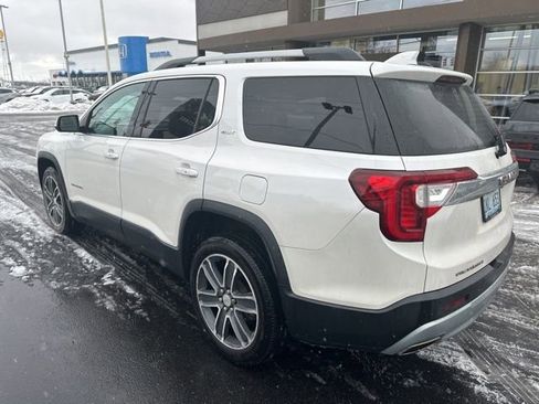 Used 2021 GMC Acadia SLT w/ Premium Package image 2