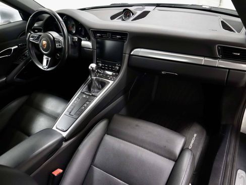 Used 2018 Porsche 911 Carrera S RWD image 13