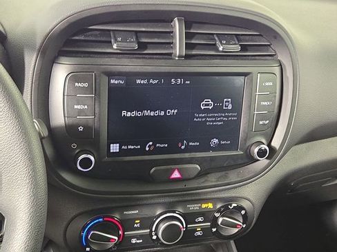 Certified 2025 Kia Soul LX image 19