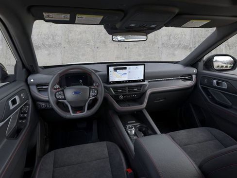 New 2025 Ford Explorer ST image 9