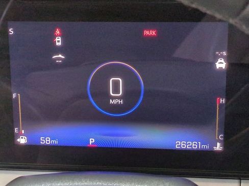 Certified 2024 Chevrolet Trax LT w/ Driver Confidence Package FWD image 11