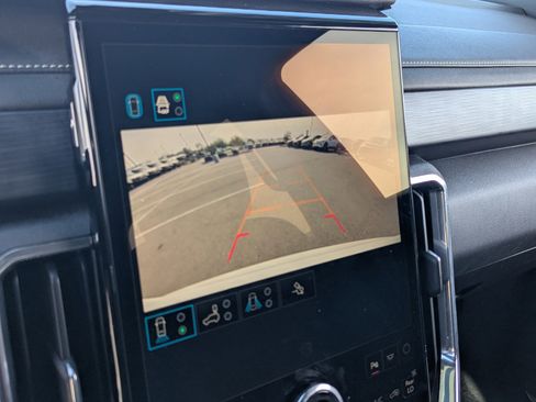 Certified 2025 GMC Acadia Elevation image 29