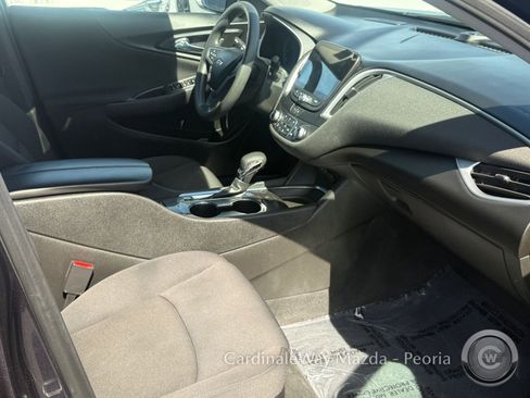 Used 2023 Chevrolet Malibu LT image 28